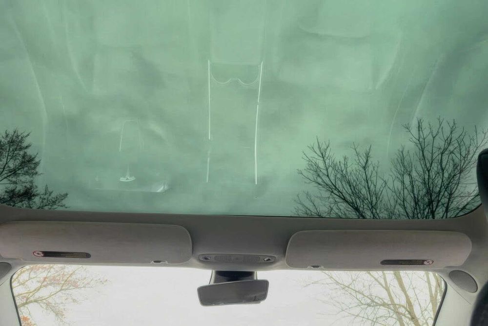 Tesla Model 3      2023