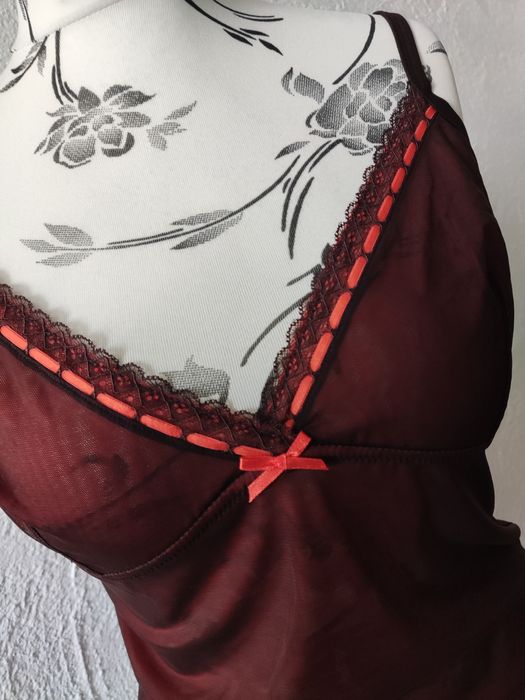 Nowa seksowna elastyczny topik 42 XL Esotiq