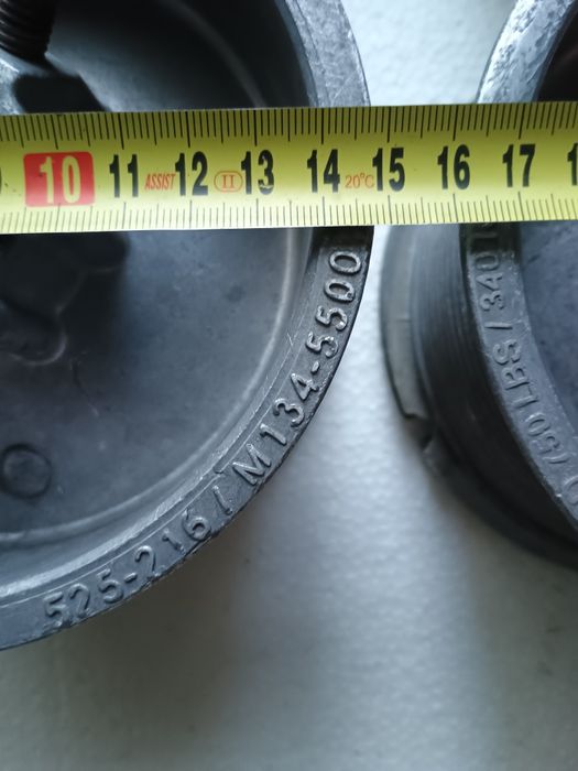 Koła bębny linowe do bramy.