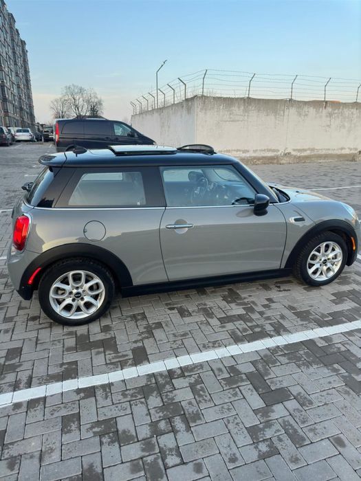 ТЕРМІНОВО продам авто