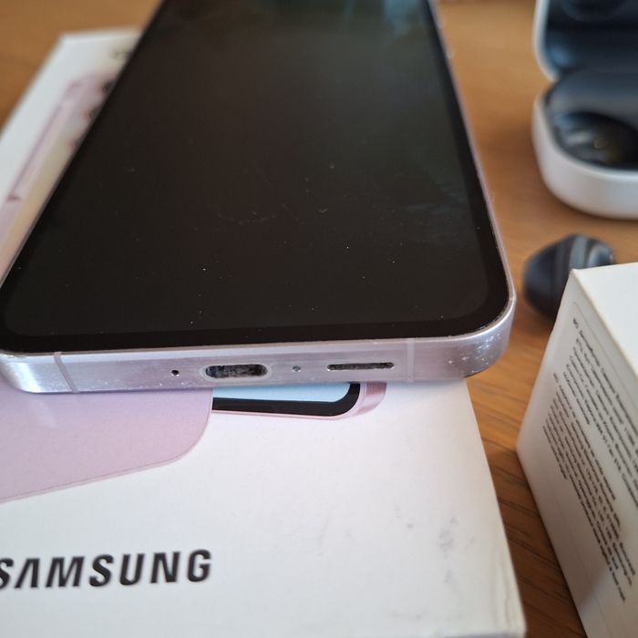 Samsung Galaxy A55 5G+ słuchawki
