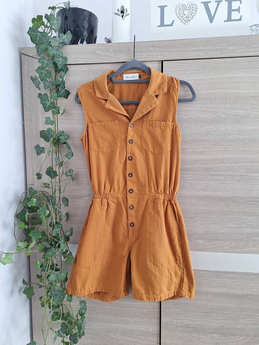 Kombinezon krótki w musztardowym kolorze rozmiar S