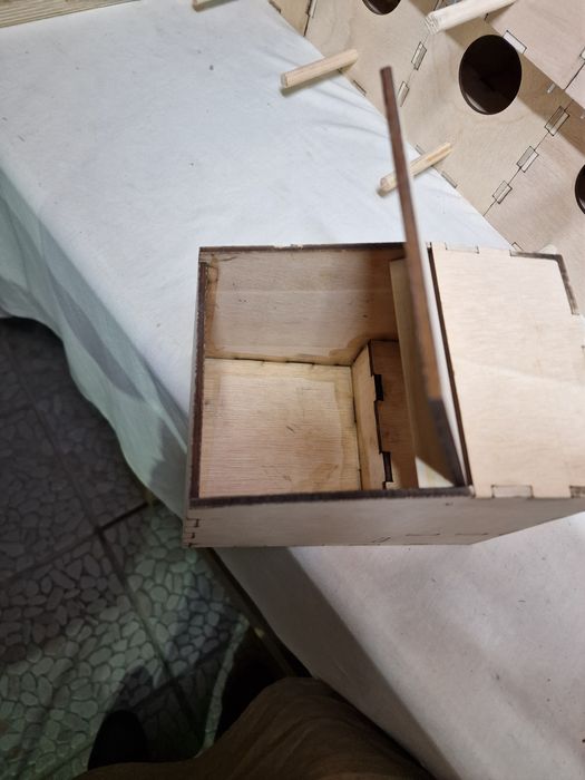 Ninhos de qualidade para diamante gold