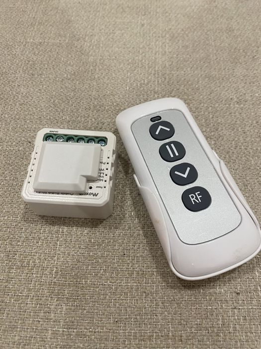 Comando e relé para estores eletricos