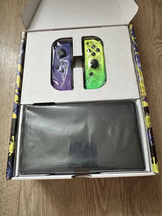 Nintendo switch Oled безкоштовні ігри 256gb Splatoon 3 edition