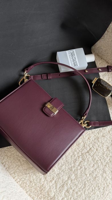 Сумка жіноча Tommy Hilfiger Monogram Claps Mini Satchel Bag