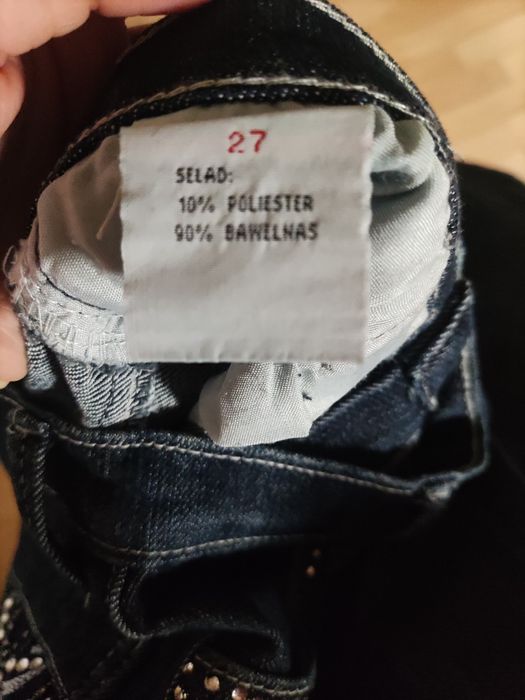 Spodnie jeans damskie