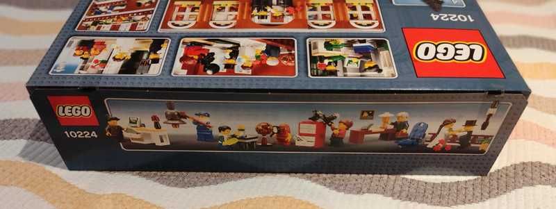 10224 LEGO Town Hall, Modular