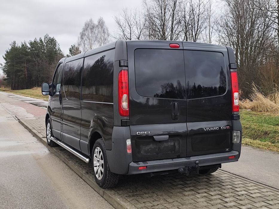 Opel Vivaro 2.0 115KM**Brygadówka**Bogata wersja**Piękny**