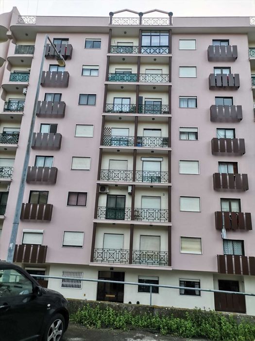 Marquise em muito bom estado/ nova belas