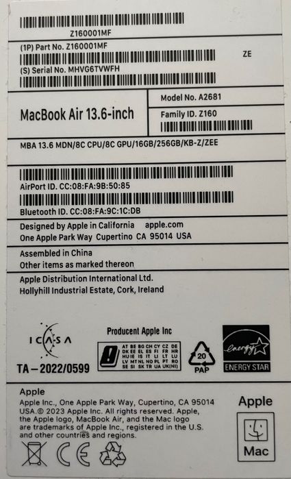 Apple MacBook Air M2 - 16GB RAM -