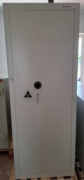 Szafa pancerna metalowa, 185/70/50 cm, 218 kg Konsmetal klasa B