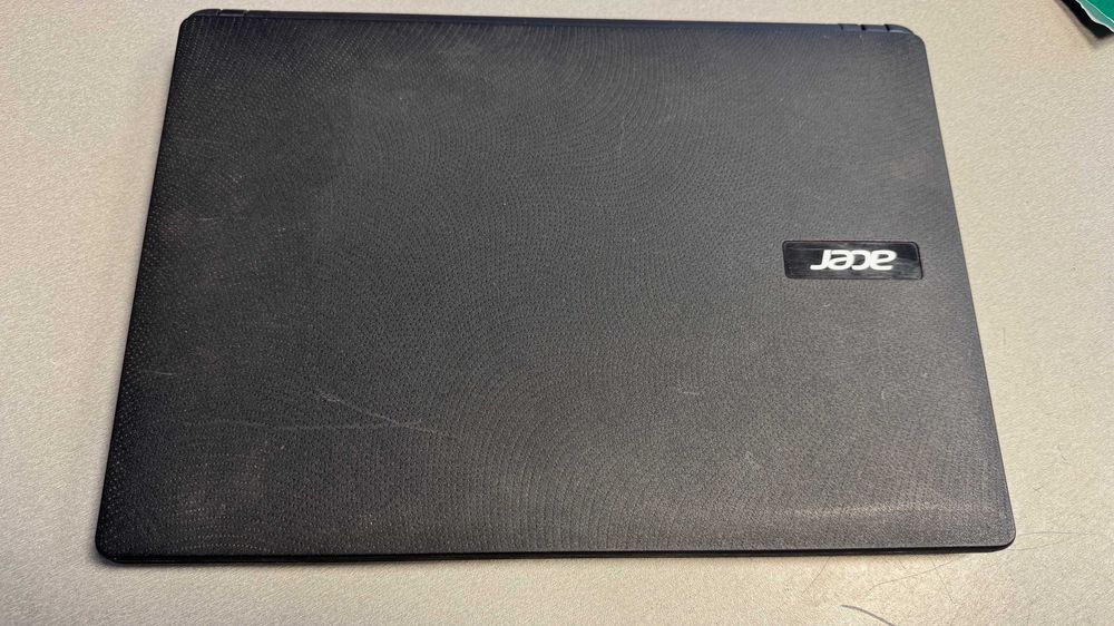 ACER ES1-431 Intel 4GB