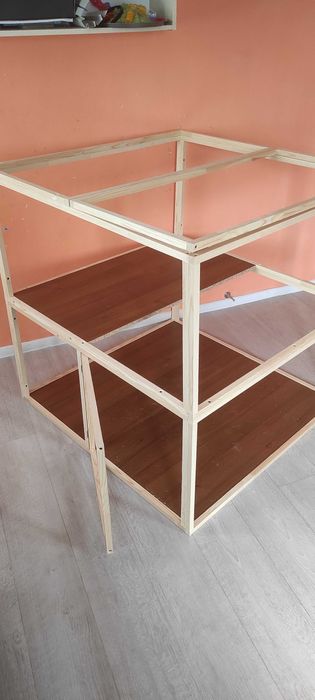 Вольєр, манеж, клітка для вашої тварини.