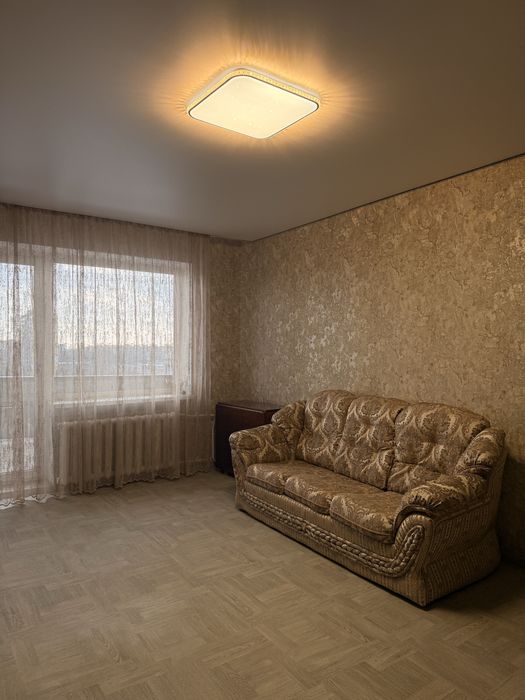 Сдам 2к. квартиру, Тополь-1, дом 18.