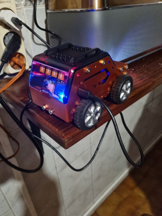 Robô educacional WeeeBot mini STEAM