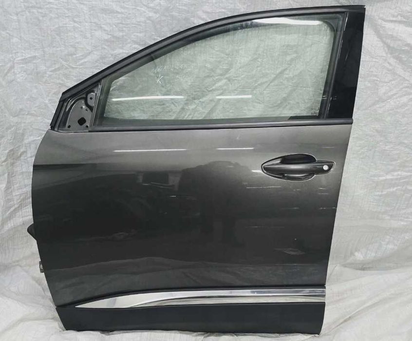 Двері Peugeot 3008 2 II передні або задні праві ліві разборка