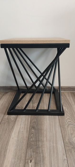 Stolik taboret 40x40