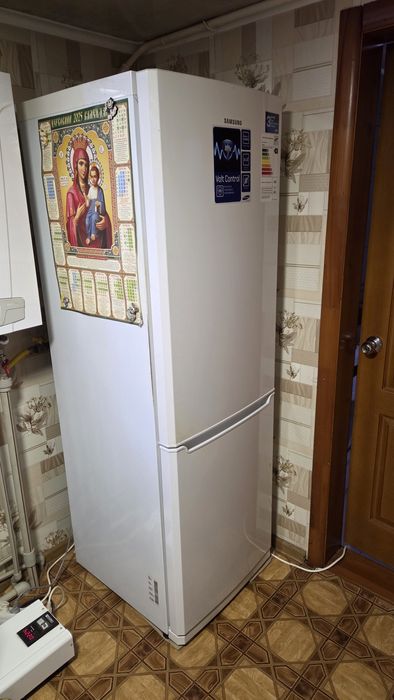 Холодильник Самсунг