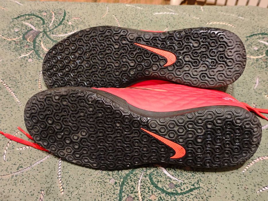 Футзалки Nike Hypervenom X  оригинал размер- 45 стелька-29см