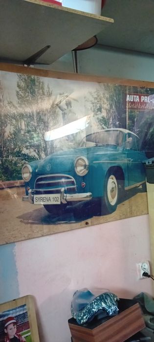 Plakat Legendy PRL Syrena w antyramie