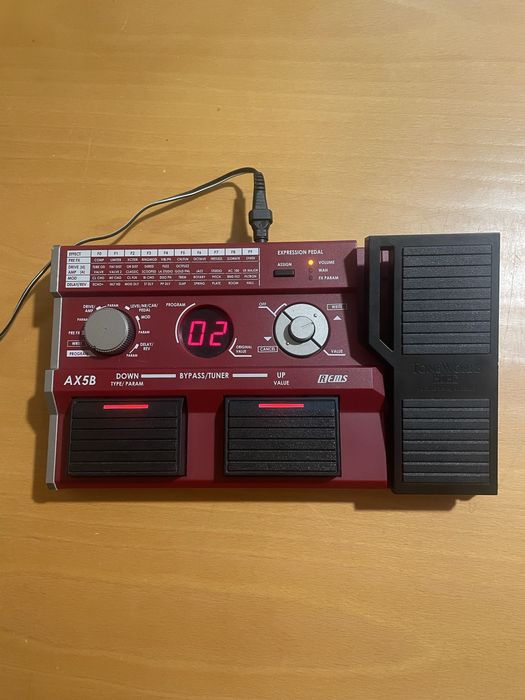 Korg AX5B Processador de efeitos guitarra/baixo