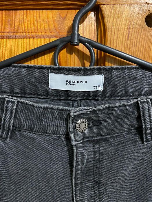 Прямые джинсы Reserved, мом