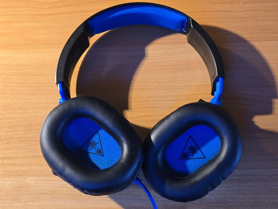 Pad czarny Playstation 5 Ps5+słuchawki Recon 70 Turtle Beach