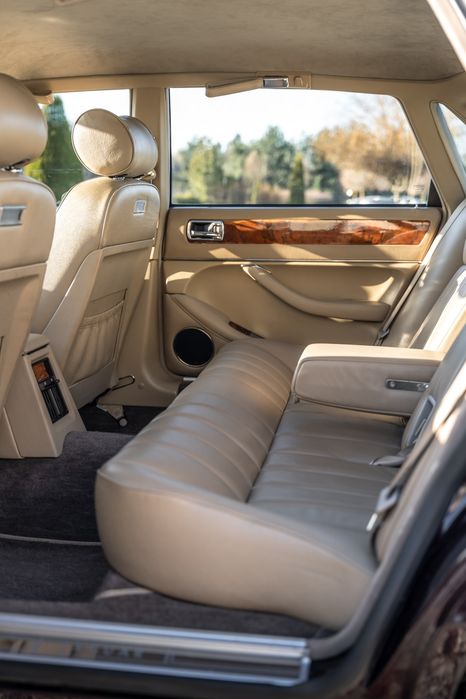 Jaguar XJ6 Gold Edition