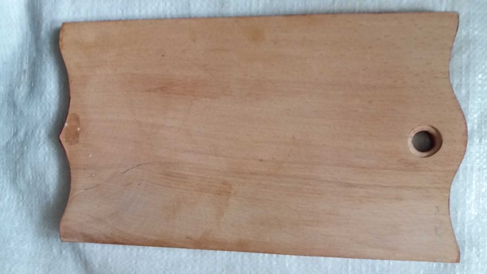 Продам судок для холодца и подарочные разделочные доски.