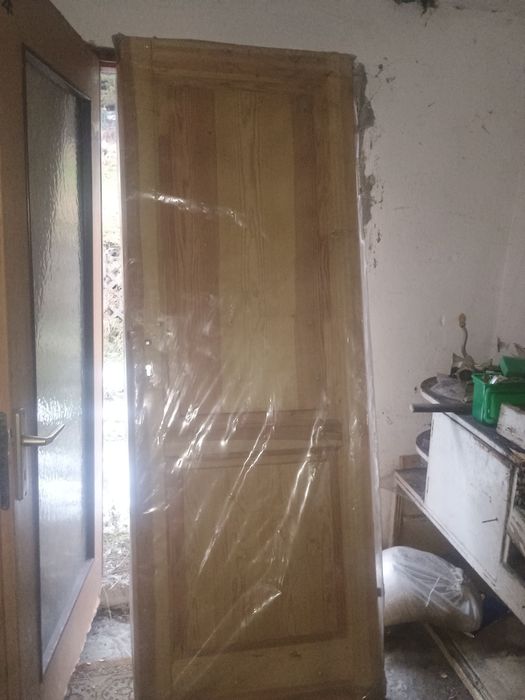 Sprzedam drzwi drewniane