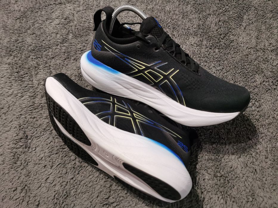 Asics GEL-Nimbus 25 Buty do biegania sportowe