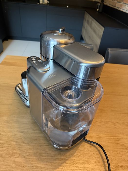 Eskpres Nespresso Sage Creatista Plus