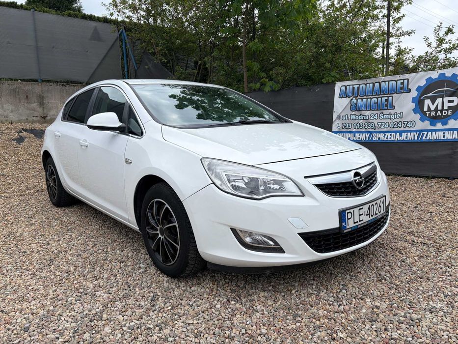 Opel Astra 1.7 diesel 2011r. 186tys.km 5-drzwi Hatchback!