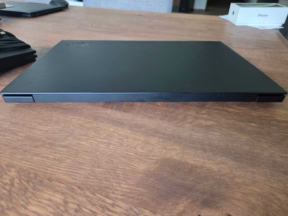 Lenovo X1 Carbon Extreme Gen3 GTX 1650 Ti