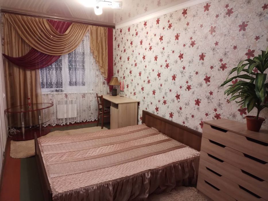 Продам 2к. Р-н Нова Миколаївка .