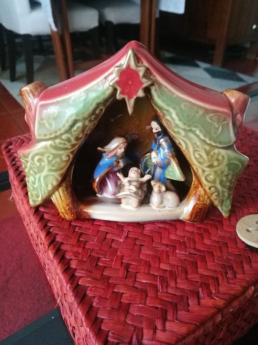 2 presépios em cerâmica