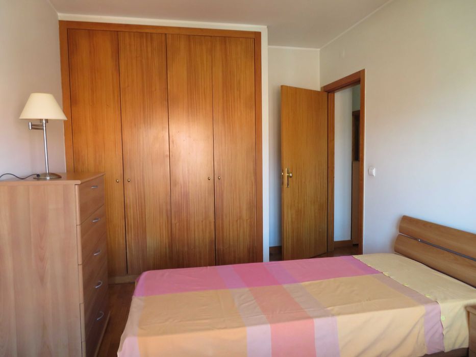 T1 frente Hospital S. João