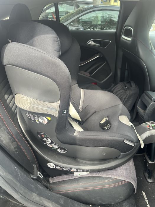 cadeira CyBex Sirona S i-size