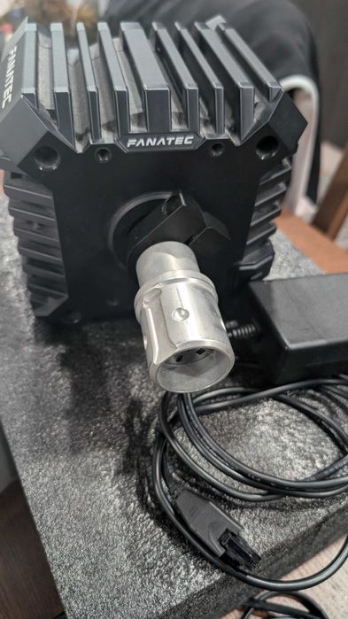 Fanatec CSL DD 5Nm + Load Cell + BMW Wheel