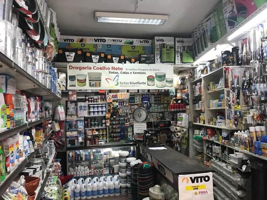 Drogaria Coelho Neto – Trespasse Completo | Negócio Tradicional com Clientela Fixa