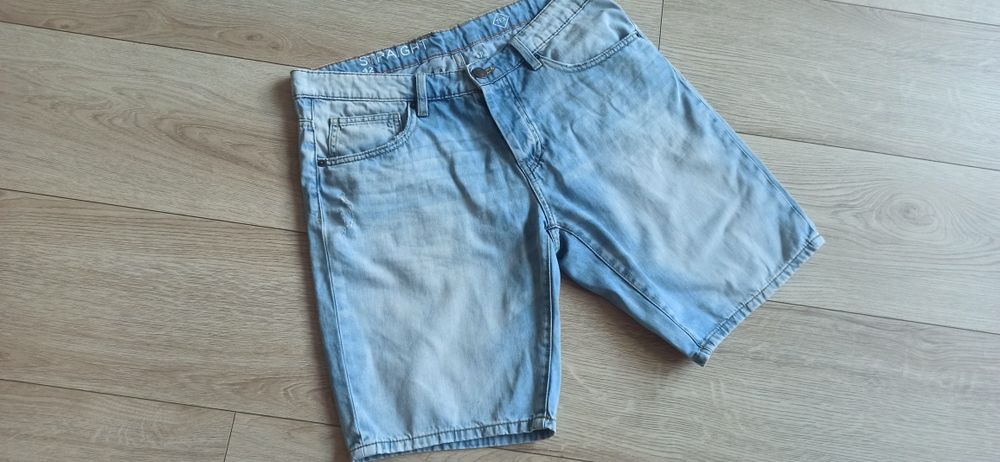Spodenki jeansowe miękkie stan idealny rozmiar 42 M/L Okazja