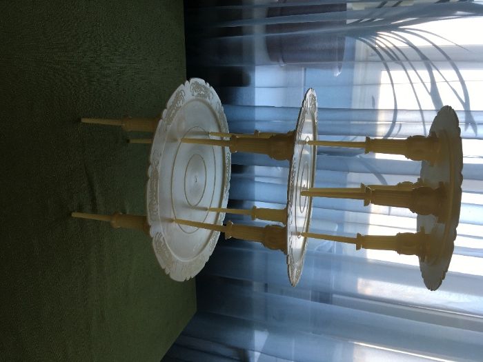 Подставка для торта с колоннами