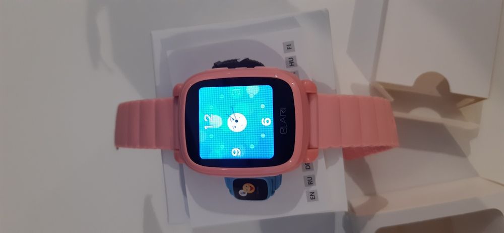 Дитячі годинники-телефон, часы-телефон Elari KidPhonе2
