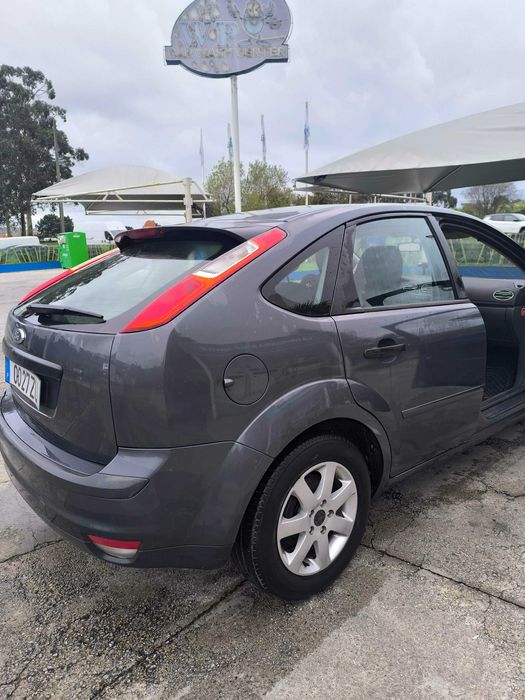 Vendo Ford Focus 2 1.6i de 2005
