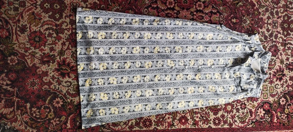 Продам платье летнее