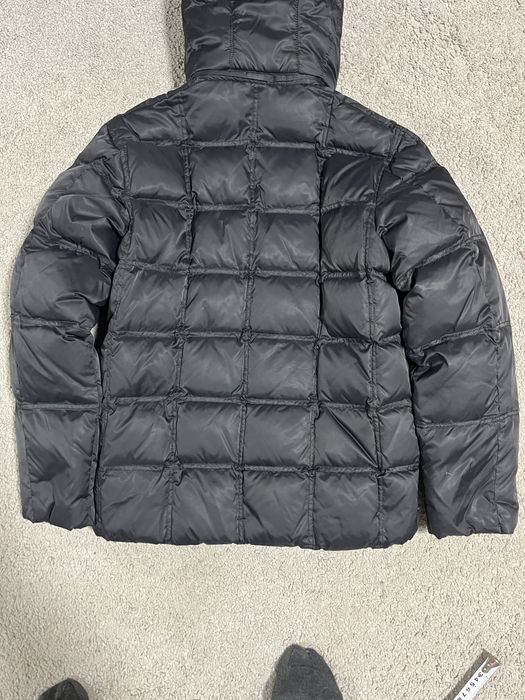 Продам легкий пуховик