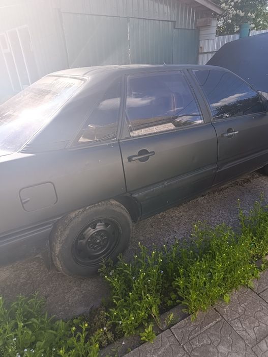 Ауді 100 с3 ,сігара