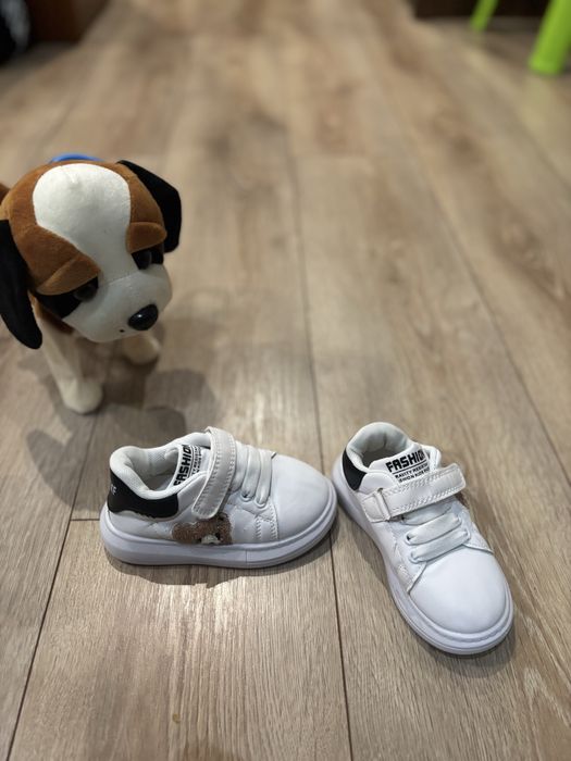 Кросівки унісекс дитячі