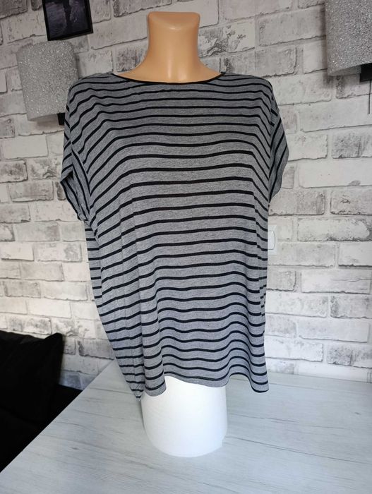szara w czarne paski oversize bluzka paseczki pasy M z krótkim rękawem